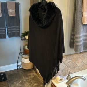 For trimmed poncho. Excellent condition